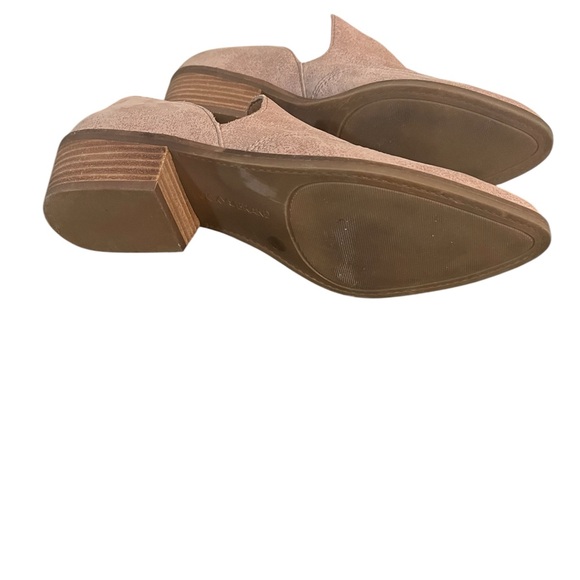 Lucky Brand Women’s MAHZAN Hazel Suede Ankle Bootie size 39/8.5 - Picture 3 of 3